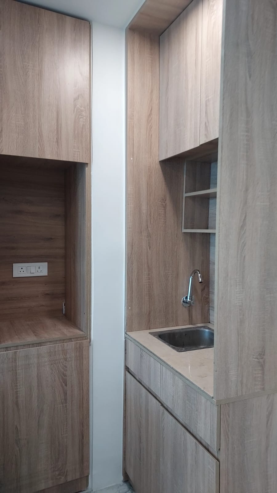 Office Space For Rent in Gaur City 1st Avenue