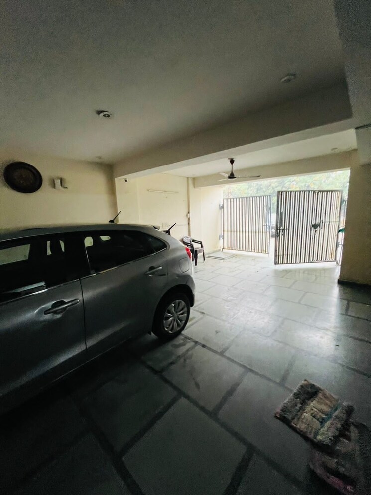  Parking, sector 40 1 Bedroom 699 Sq.Ft. Builder Floor In Sector 40 Gurgaon 9134976