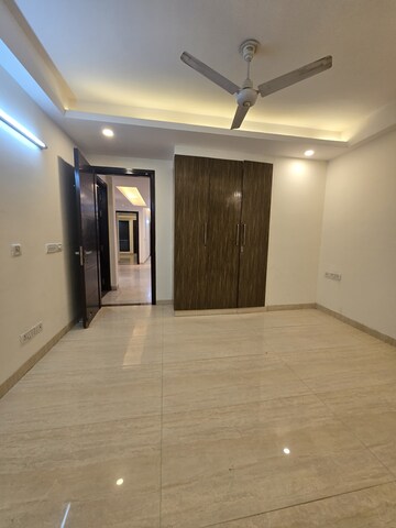 Master Bedroom in 3 BHK Apartment at Palm Residency Chhatarpur, Chattarpur – for Rent