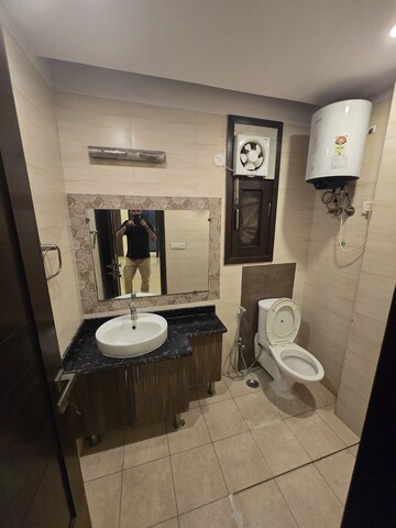 Attached Bathroom in 3 BHK Apartment at Palm Residency Chhatarpur, Chattarpur – for Rent