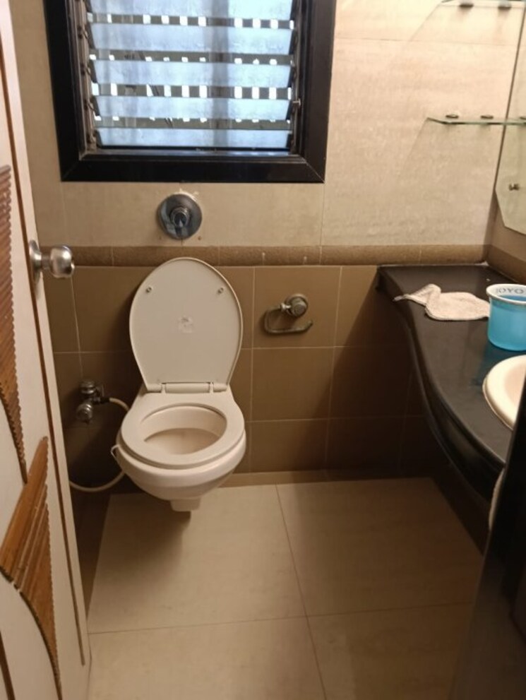 Bathroom, padmaja-apartments-andheri 1 Bedroom 500 Sq.Ft. Apartment In Andheri West Mumbai 9095839