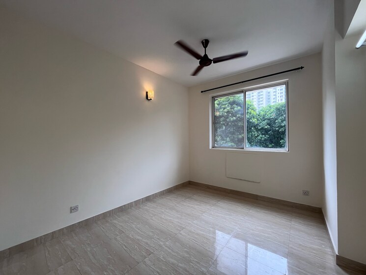 Room, dlf-the-carlton-estate 3 Bedroom 1343 Sq.Ft. Apartment In Sector 53 Gurgaon 9134979