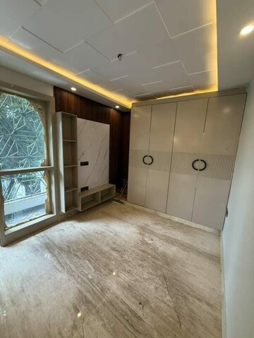 Bedroom in 2.5 BHK Builder Floor at Ramesh Nagar – for Rent