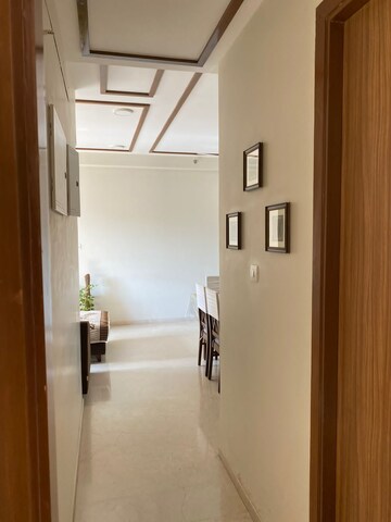 Room in 2 BHK Apartment at Shapoorji Pallonji Vicinia, Powai – for Rent