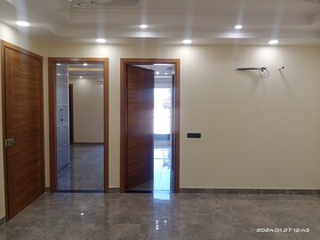 Living Room in 3 BHK Builder Floor at Vasant Kunj – for Rent