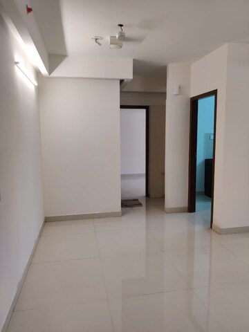 Room in 2 BHK Apartment at Worli – for Rent