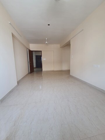 Room in 2 BHK Apartment at Modispaces Valley View, Borivali West – for Rent