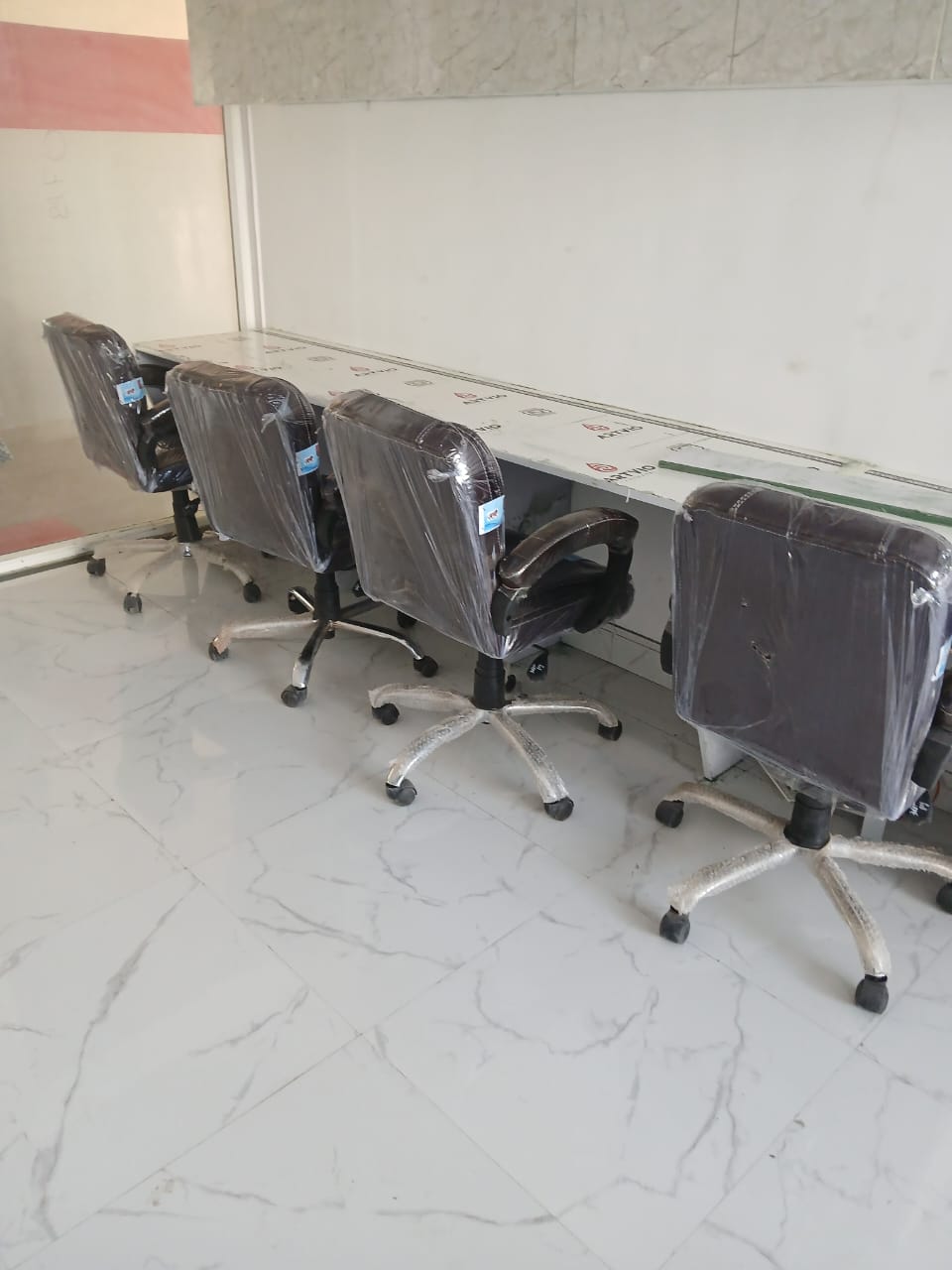 Office Space For Rent in IThums 62