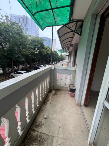Balcony in 4 BHK Apartment at DLF The Carlton Estate, Sector 53 – for Rent