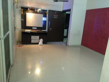Room in 2 BHK Apartment at Soba Optima, Sinhagad Road – for Rent