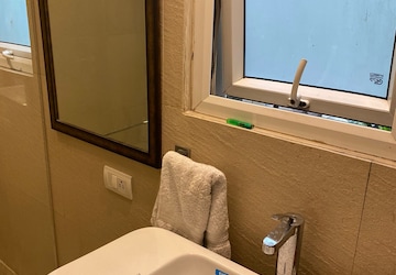 Bathroom in Studio Apartment at Panchsheel Park – for Rent