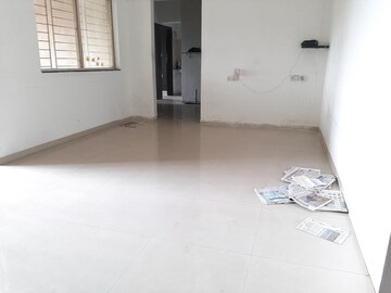 Room in 2 BHK Apartment at Soba Optima, Sinhagad Road – for Rent
