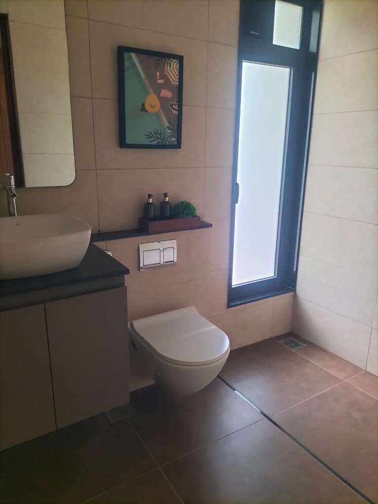 Bathroom, kelambakkam 3 Bedroom 1380 Sq.Ft. Apartment In Kelambakkam Chennai 9135124