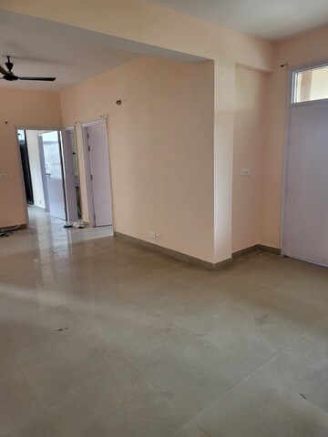 Furnished Amenities in 2 BHK Apartment at SRS Residency, Sector 88 – for Rent