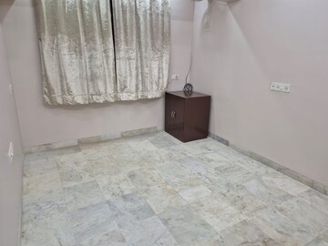 Bathroom in 1 BHK Apartment at Kalpataru Shravasti, Malad West – for Rent