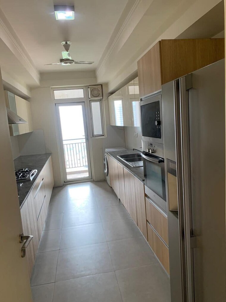 Kitchen, emaar-marbella 5 Bedroom 6520 Sq.Ft. Villa In Sector 66 Gurgaon 9135214