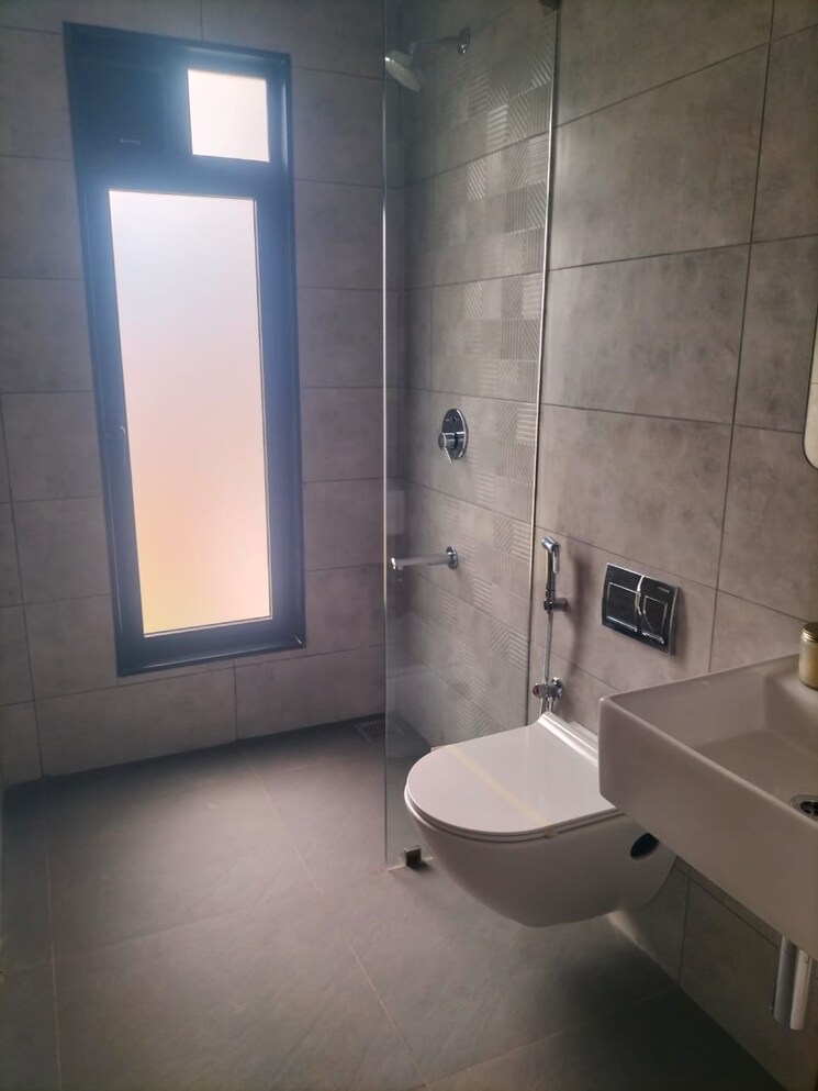 Bathroom, kelambakkam 3 Bedroom 1496 Sq.Ft. Apartment In Kelambakkam Chennai 9135215