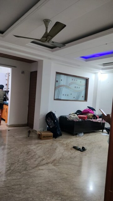 Parking in 3 BHK Builder Floor at Sector 45 – for Rent