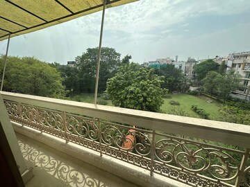 Balcony in 4 BHK Builder Floor at Panchsheel Park – for Rent