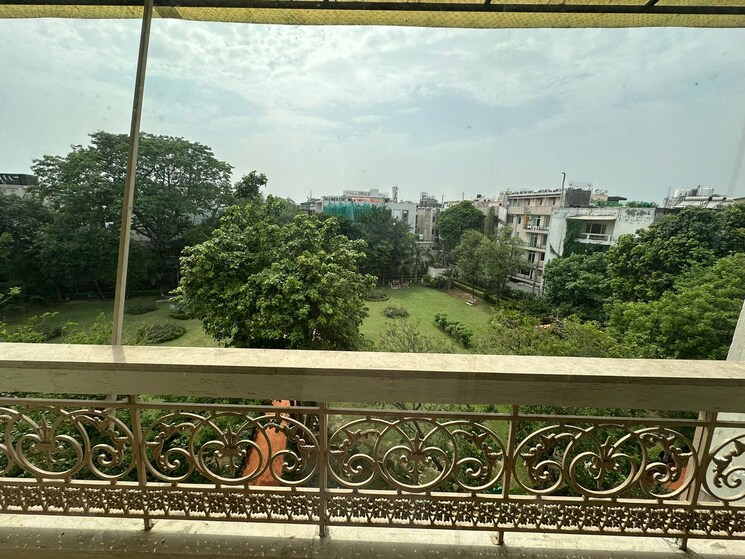 Balcony, panchsheel park 4 Bedroom 4500 Sq.Ft. Builder Floor In Panchsheel Park Delhi 9135298