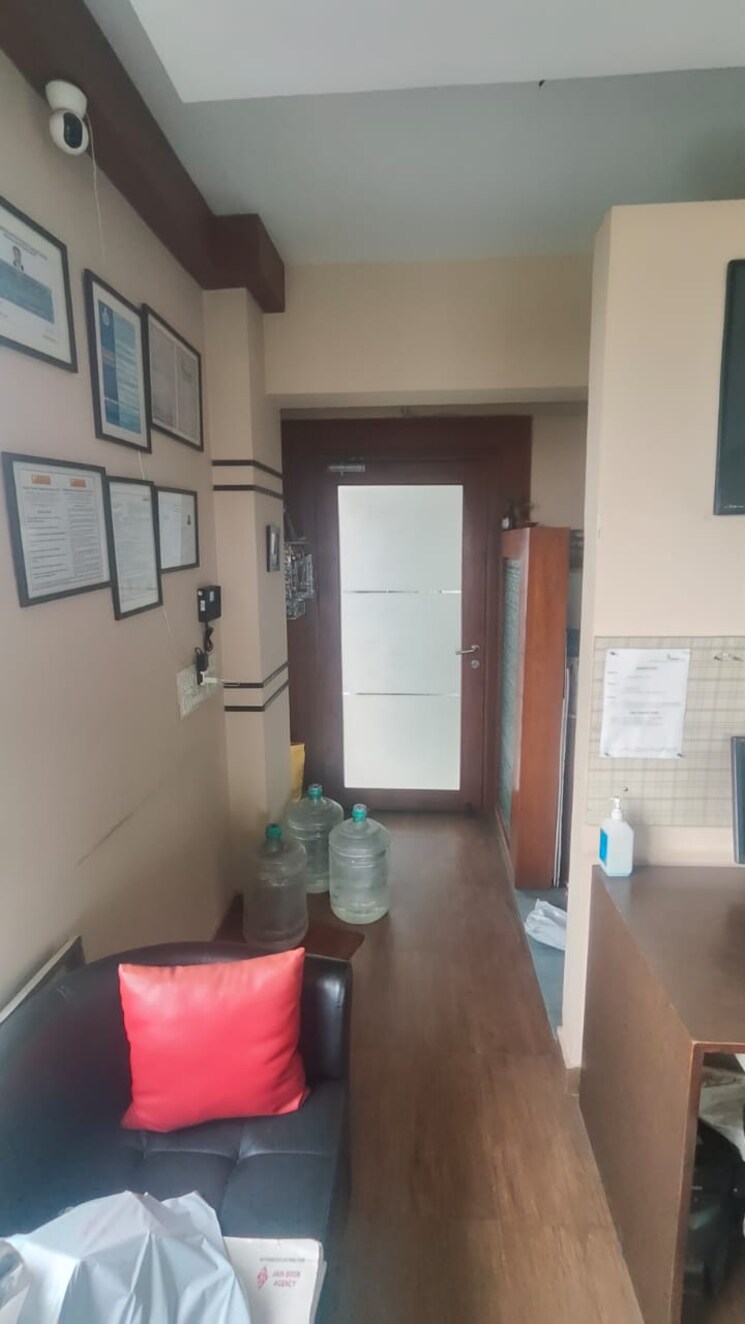 Other, dlf-galleria-tower Commercial Office Space 500 Sq.Ft. In Sector 28 Gurgaon 9135305