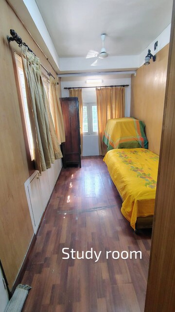 Kitchen in 3.5 BHK Builder Floor at Rwa Jalvayu Vihar Noida, Sector 25 – for Rent