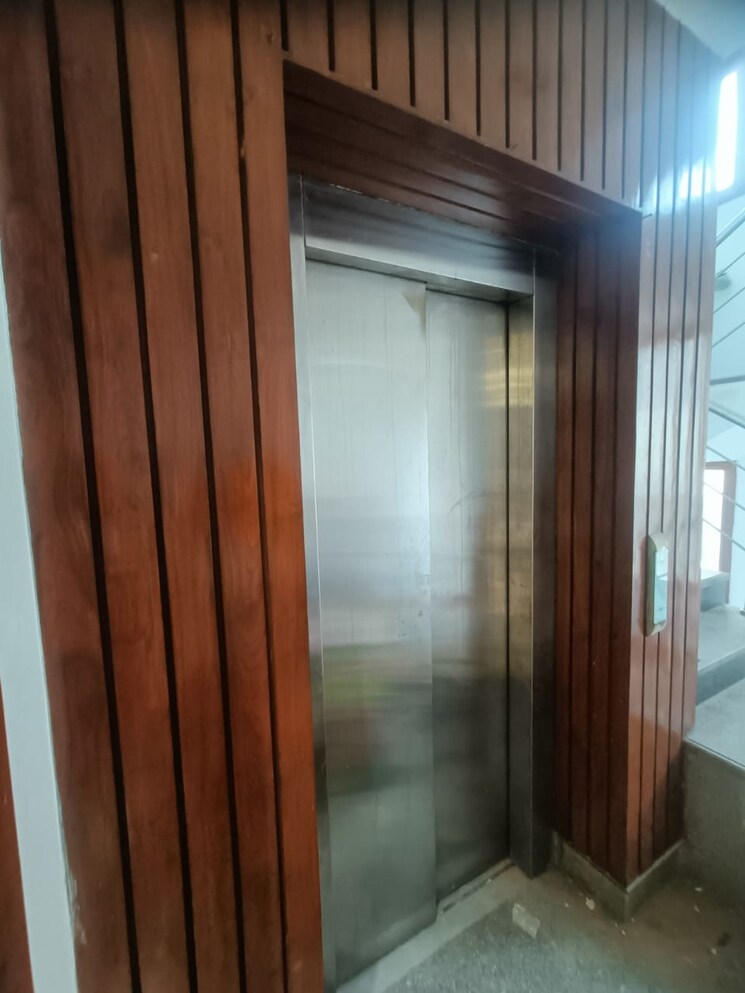 Bedroom, greater kailash i 4 Bedroom 4500 Sq.Ft. Builder Floor In Greater Kailash I Delhi 9135320