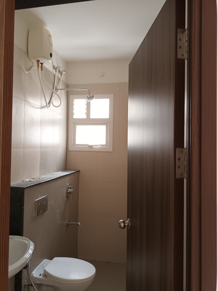 Bathroom, vaishnavi-serene 2 Bedroom 900 Sq.Ft. Apartment In Yelahanka Bangalore 9135347