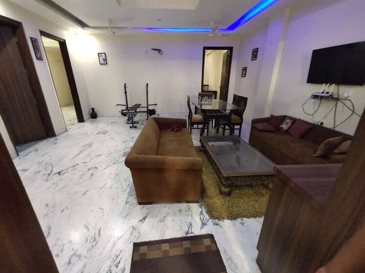 Team Area, sector 43 3 Bedroom 1500 Sq.Ft. Builder Floor In Sector 43 Gurgaon 9135356