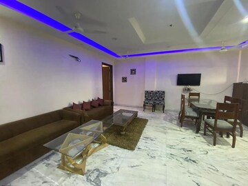 Living Room in 3 BHK Builder Floor at Sector 43 – for Rent