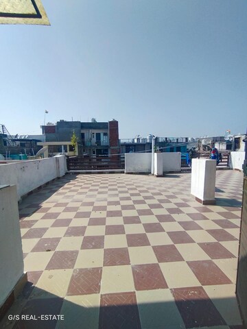 Terrace in 1 BHK Builder Floor at Chattarpur – for Rent