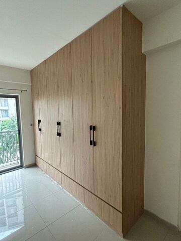 Room in 2 BHK Apartment at Goyal Orchid Piccadilly, Thanisandra Main Road – for Rent