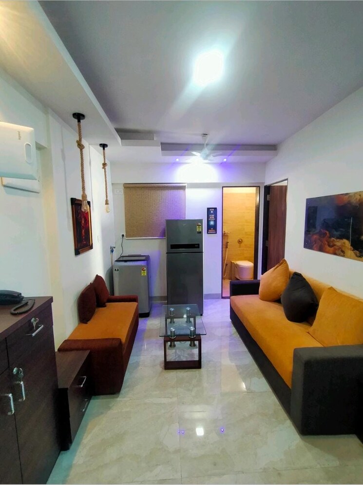 Living Room, dn nagar 2 Bedroom 945 Sq.Ft. Apartment In Dn Nagar Mumbai 9135380