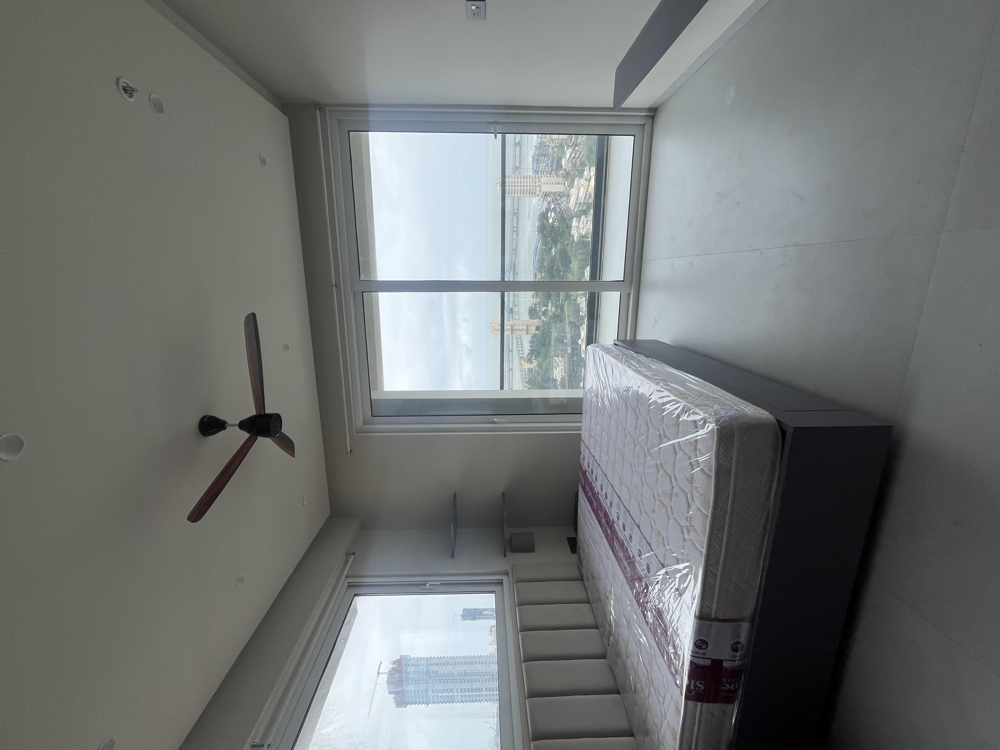 2 BHK + Servant Room Apartment For Rent in Vraj Tiara