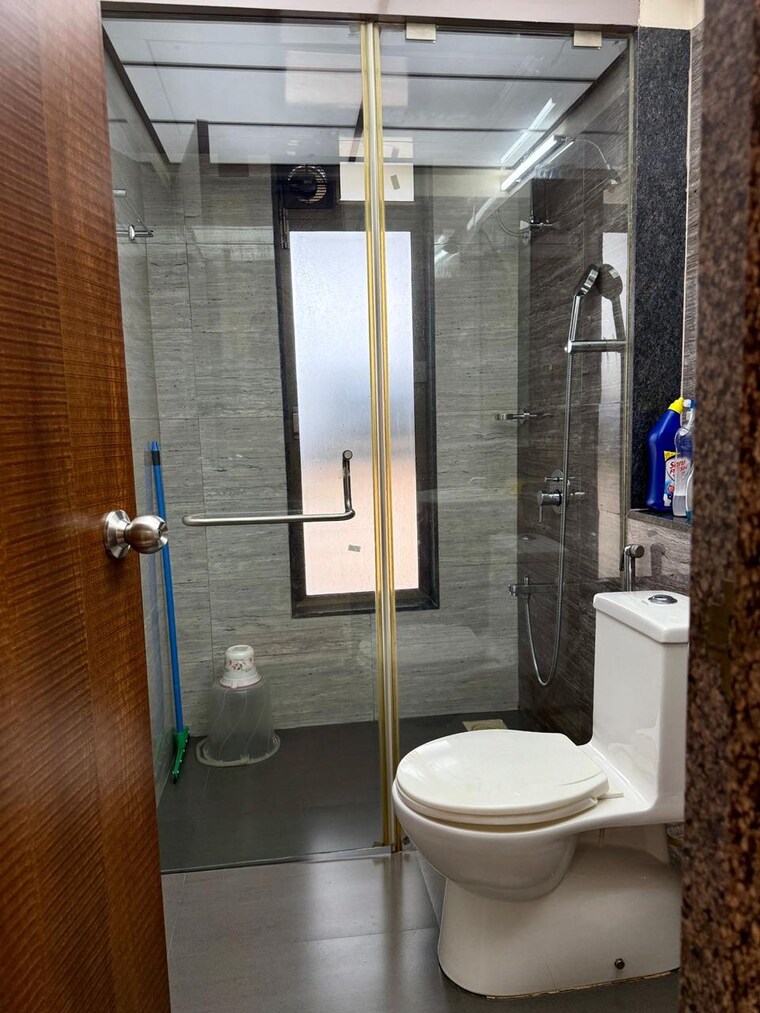 Bathroom, acme-ozone 2 Bedroom 770 Sq.Ft. Apartment In Manpada Thane 9135392