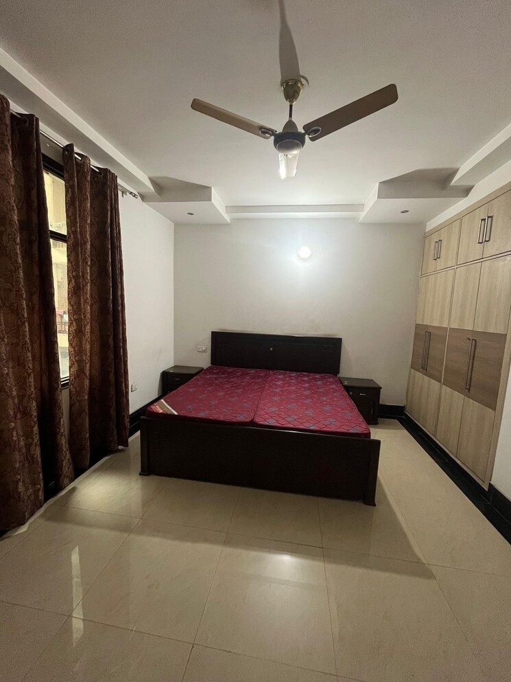 Bedroom, somsons-imperial-towers 3 Bedroom 1654 Sq.Ft. Apartment In Dhakoli Zirakpur 9135405