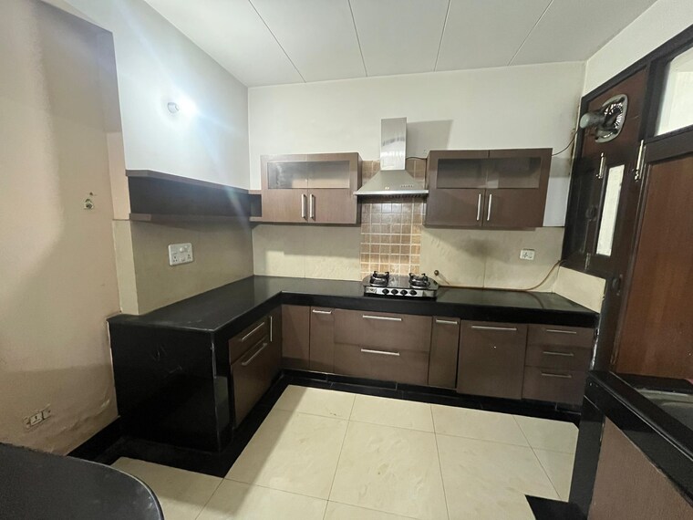 Kitchen, somsons-imperial-towers 3 Bedroom 1654 Sq.Ft. Apartment In Dhakoli Zirakpur 9135405