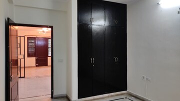 Room in 3 BHK Builder Floor at Today Blossoms I, Sector 47 – for Rent