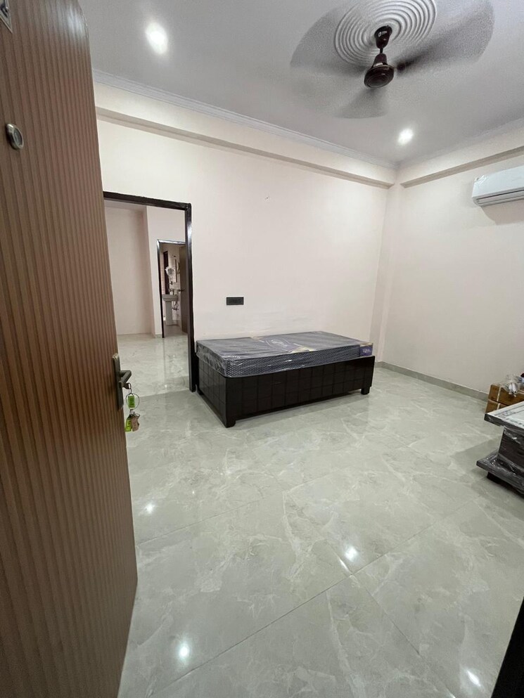 Bedroom, sector 45 1 Bedroom 751 Sq.Ft. Builder Floor In Sector 45 Gurgaon 9135449