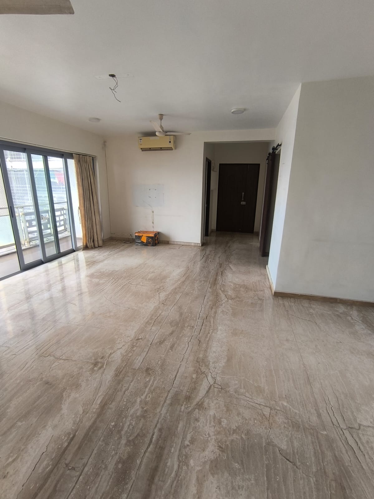 3.5 BHK + Study Room,Extra Room Apartment For Rent in Imperial Heights Goregaon West