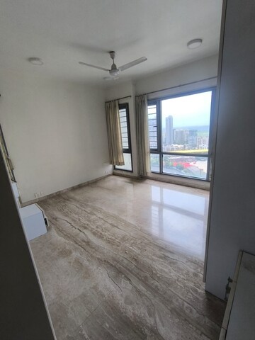Bedroom in 3.5 BHK Apartment at Imperial Heights Goregaon West, Goregaon West – for Rent