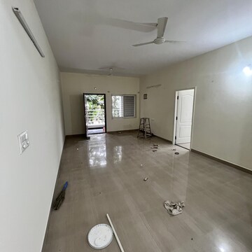 Room in 2 BHK Apartment at Indiranagar – for Rent