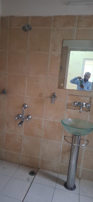 Bathroom in 3 BHK Apartment at Orchid Petals, Sector 49 – for Rent