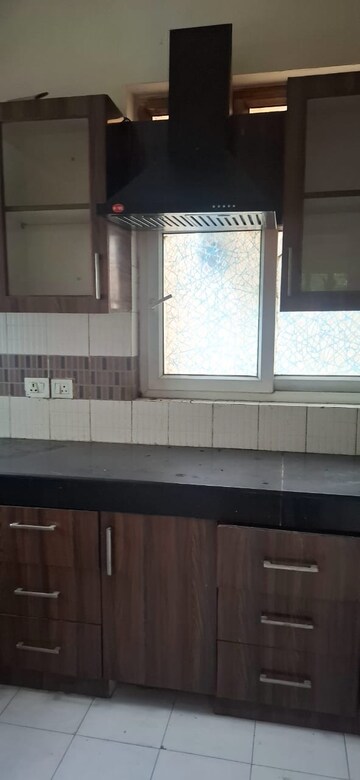 Kitchen in 3 BHK Apartment at Orchid Petals, Sector 49 – for Rent