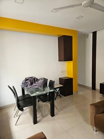 2 BHK Apartment For Rent in Malabar Apartments, Malabar Hill