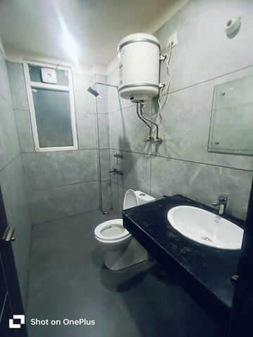 Bathroom in 1 RK Apartment at Dlf City Phase 3 – for Rent