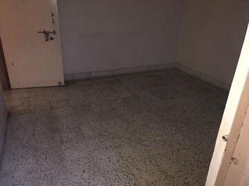 Room in 2 BHK Apartment at Dharmavat Sunder Garden, Anand Nagar – for Rent