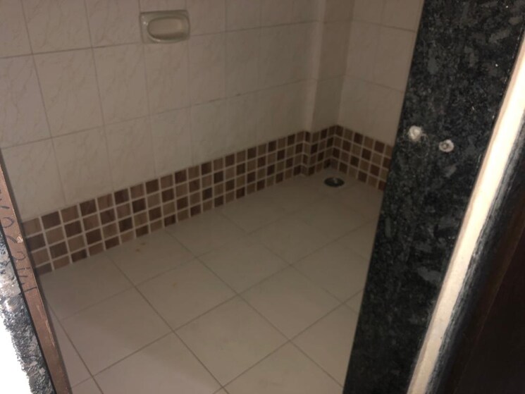 Bathroom, dharmavat-sunder-garden 2 Bedroom 835 Sq.Ft. Apartment In Anand Nagar Pune 9135546