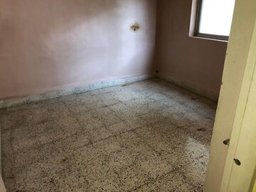 Room in 2 BHK Apartment at Dharmavat Sunder Garden, Anand Nagar – for Rent