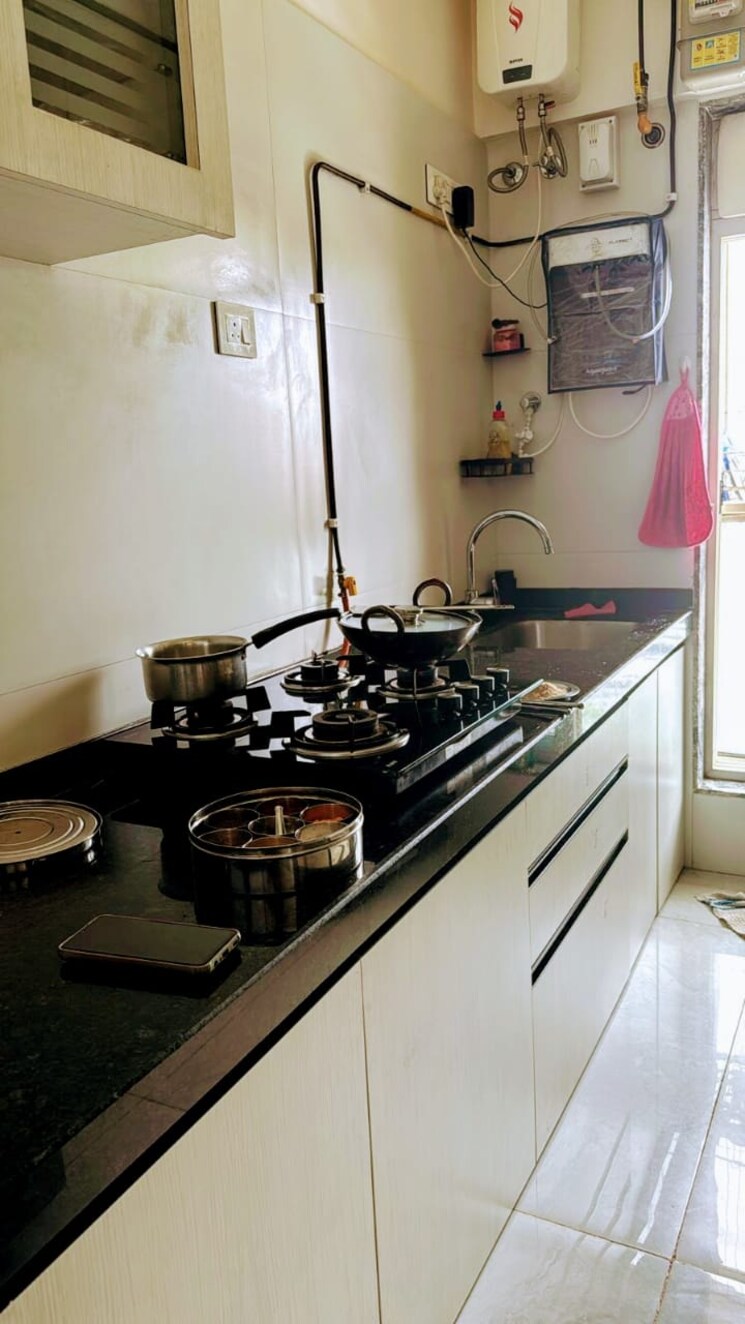 Kitchen, bharat-arize 2.5 Bedroom 850 Sq.Ft. Apartment In Goregaon West Mumbai 9135570